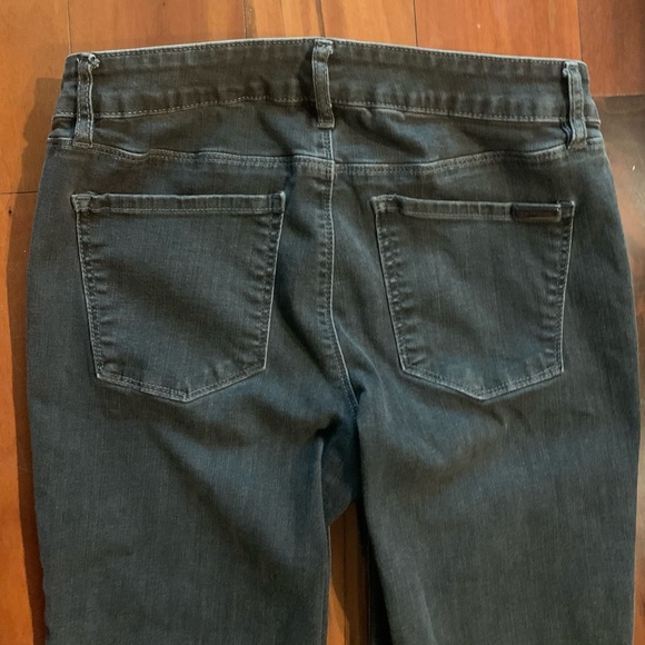 Classic Rise “Essential” Jeggings in “Black River”  { WHBM } - Picture 7 of 14